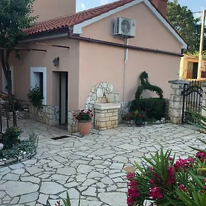  Appartement Teta Jana